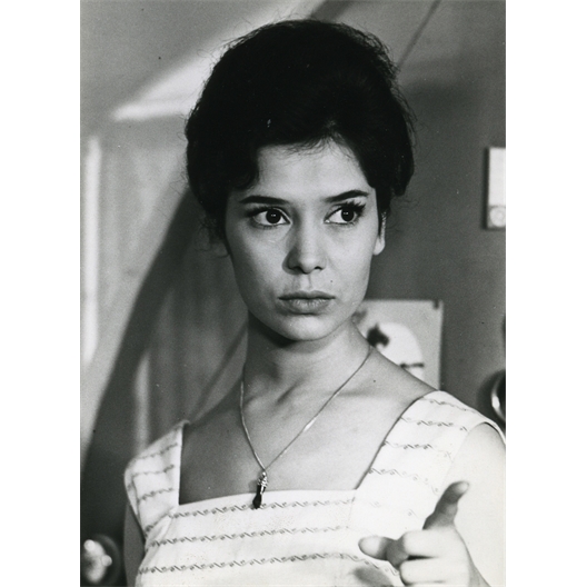 La menace : Marie-José Nat, Robert Hossein, …