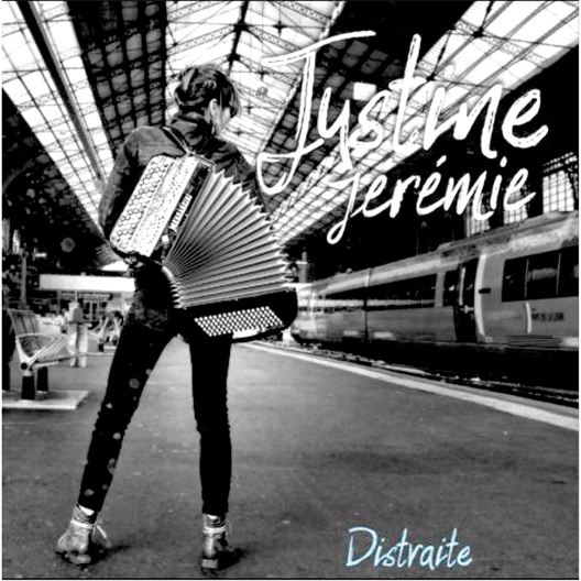 Justine Jérémie : Distraite