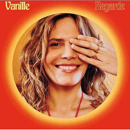 Vanille : Regarde